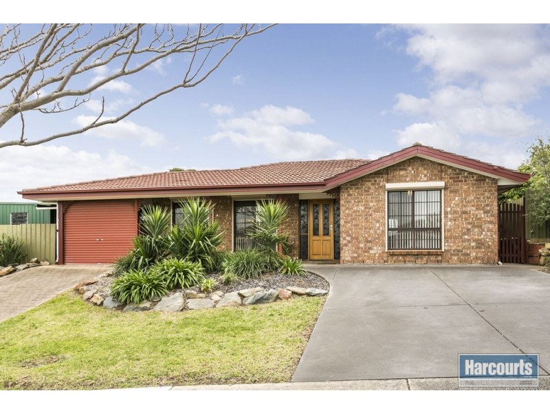13 Lyons Circuit, Trott Park SA 5158