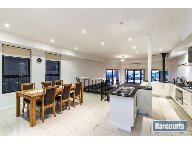 8A Wonggo Street, Hallett Cove SA 5158