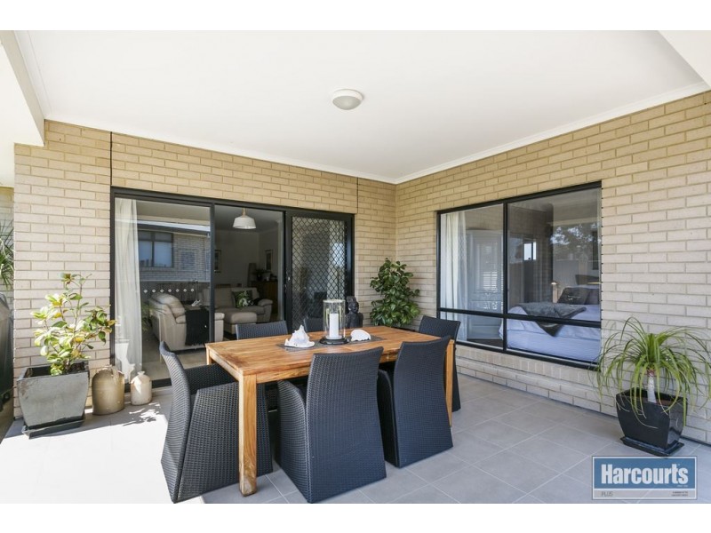 52 Vendale Drive, Flagstaff Hill SA 5159