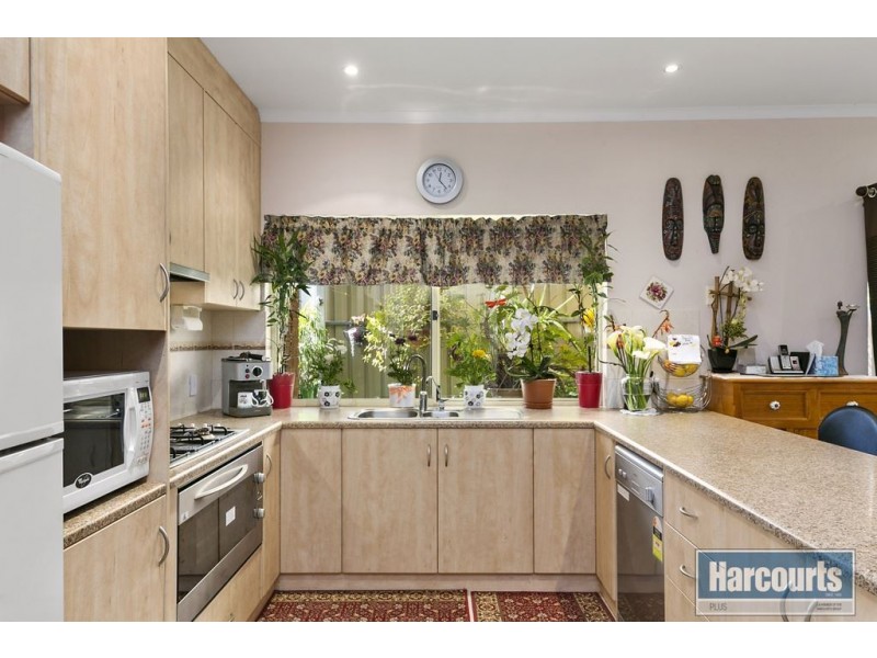 14 White Crescent, Seacombe Gardens SA 5047