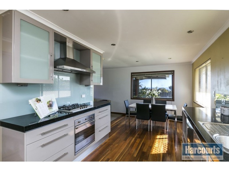 252 The Cove Road, Hallett Cove SA 5158