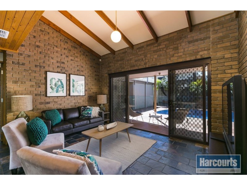 92 Perry Barr Road, Hallett Cove SA 5158
