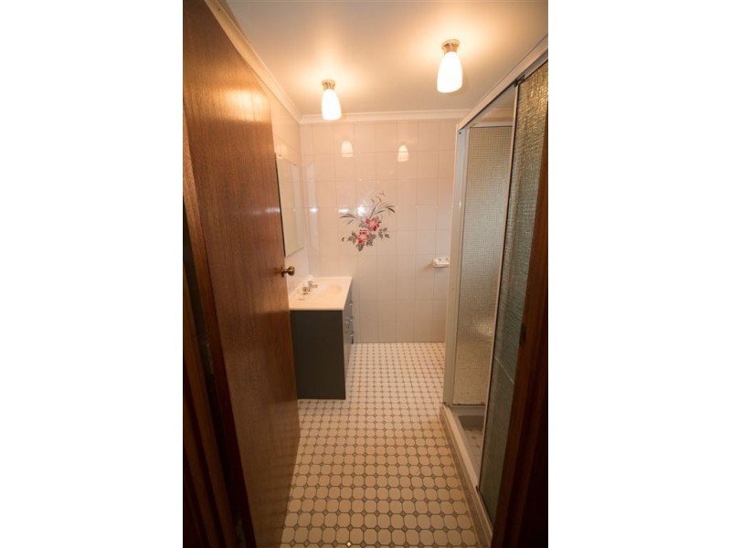 10 Ingomar Court, Hallett Cove SA 5158