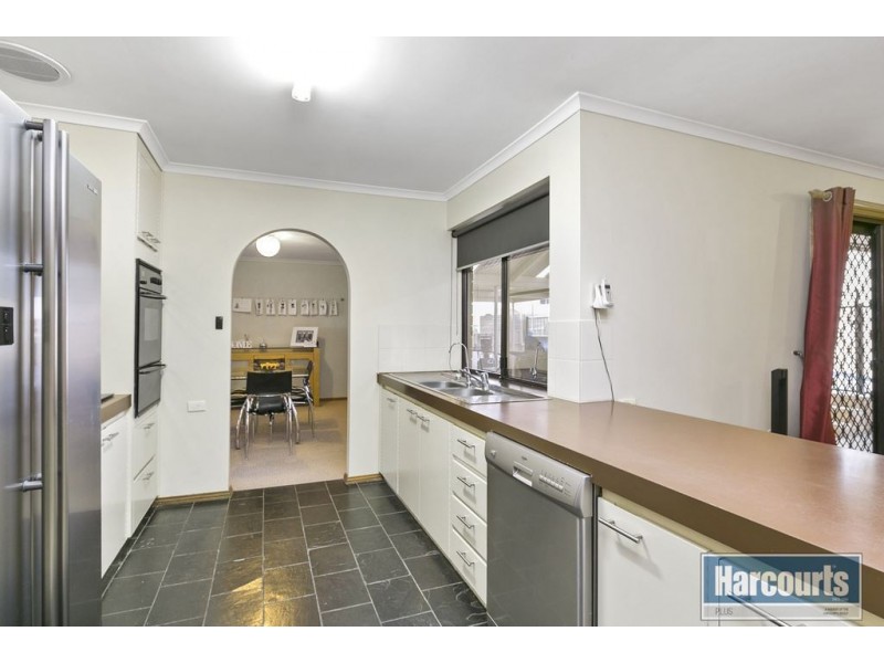 3 Olivier Terrace, Hallett Cove SA 5158