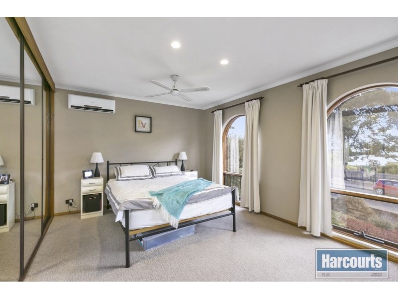 3 Olivier Terrace, Hallett Cove SA 5158