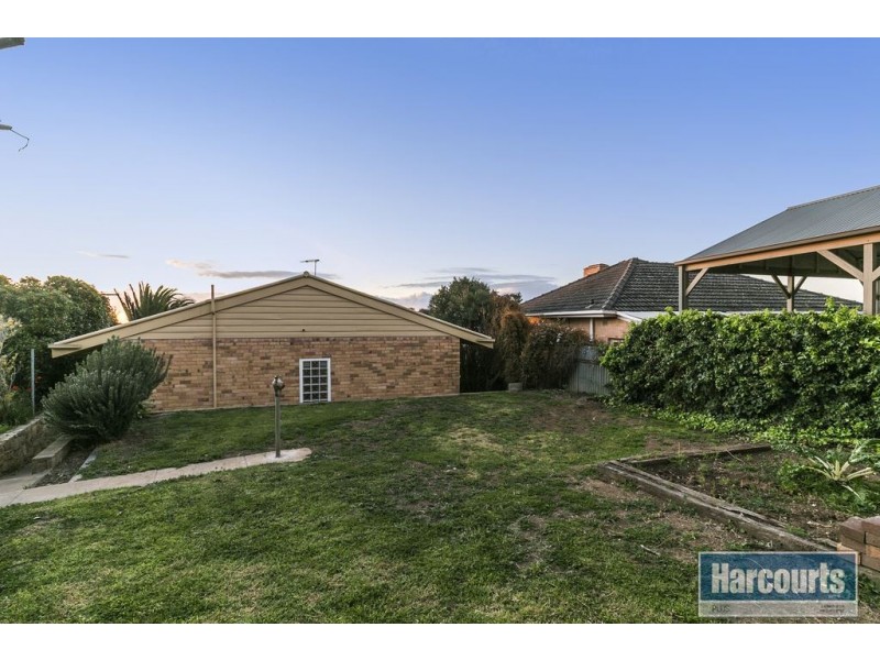 14 Angas Crescent, Marino SA 5049