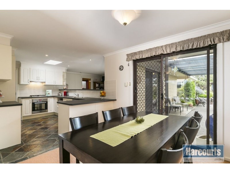 21 Kurnabinna Terrace, Hallett Cove SA 5158