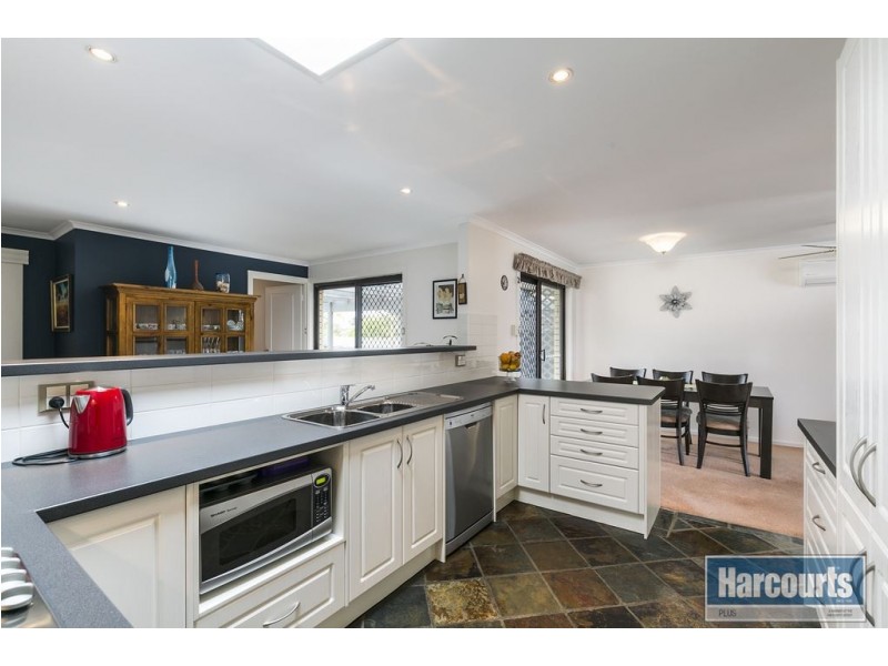 21 Kurnabinna Terrace, Hallett Cove SA 5158