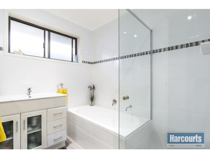 21 Kurnabinna Terrace, Hallett Cove SA 5158
