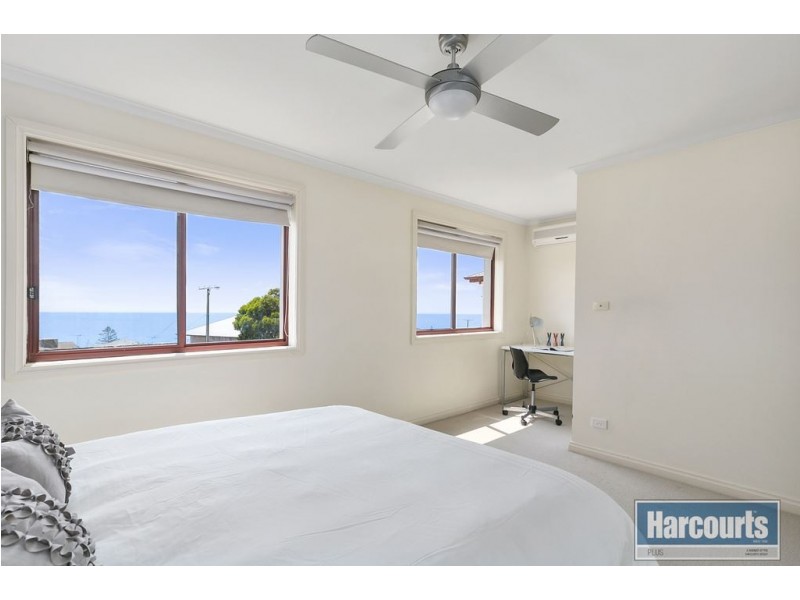 10 St Vincents Avenue, Hallett Cove SA 5158