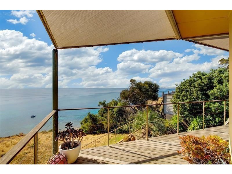 15 Murnada Street, Hallett Cove SA 5158