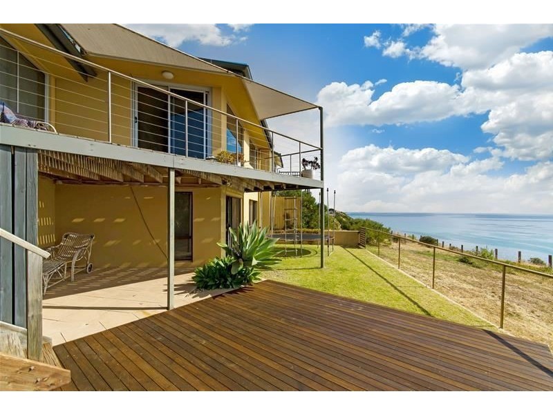 15 Murnada Street, Hallett Cove SA 5158