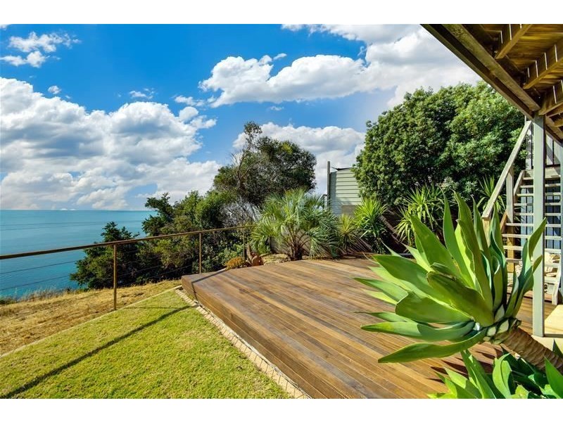 15 Murnada Street, Hallett Cove SA 5158