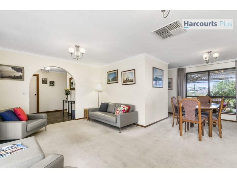 19 Yarromie Street, Hallett Cove SA 5158