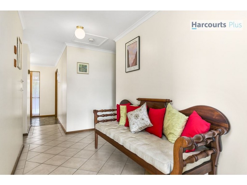 19 Yarromie Street, Hallett Cove SA 5158