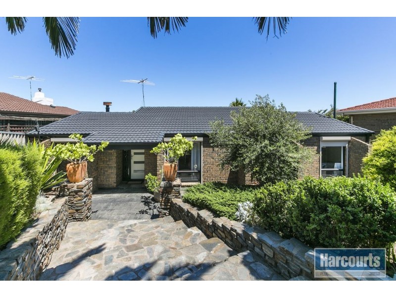 13 St Vincents Avenue, Hallett Cove SA 5158