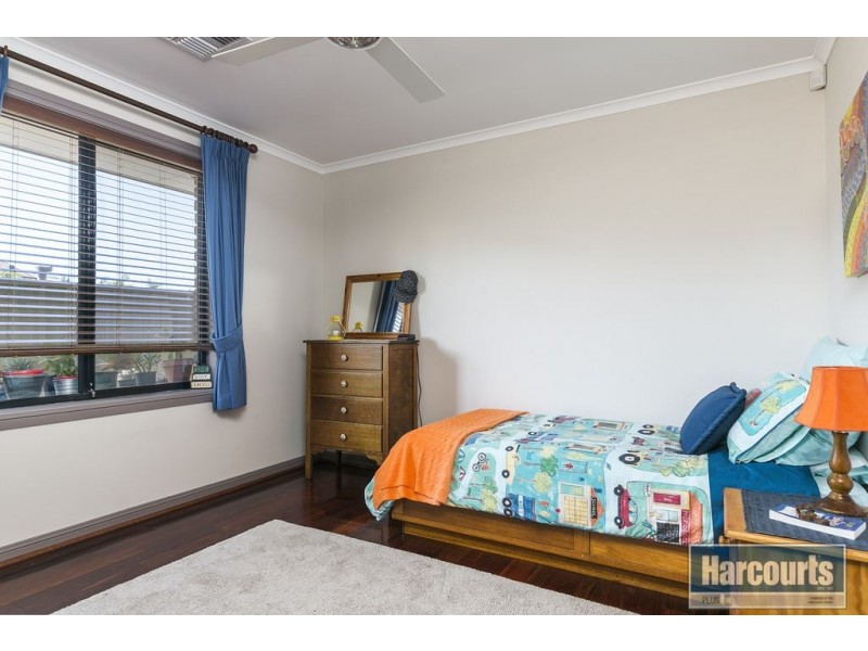 79 Ragamuffin Drive, Hallett Cove SA 5158