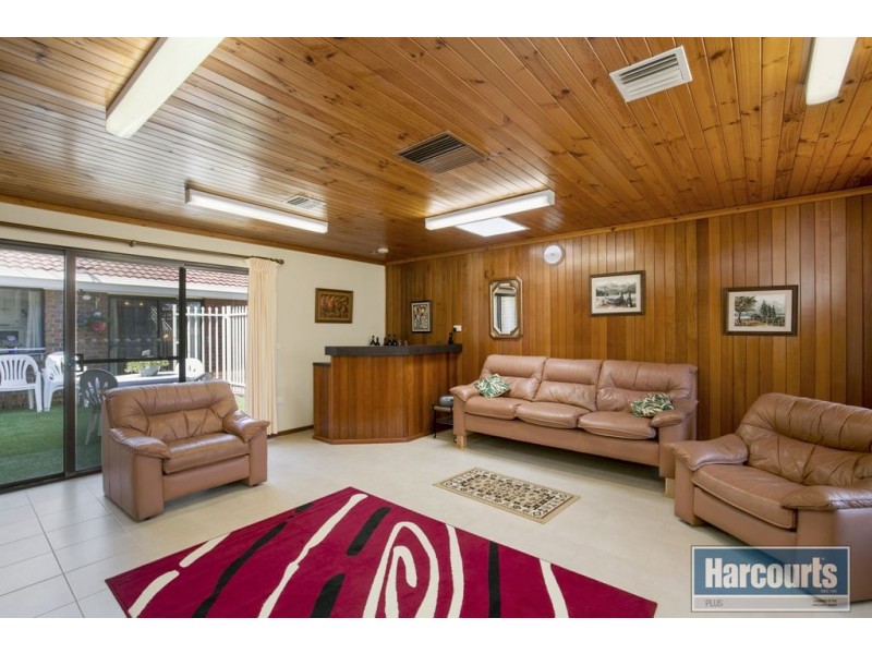 102 Barramundi Drive, Hallett Cove SA 5158