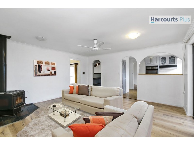 14 Grand Central Avenue, Hallett Cove SA 5158