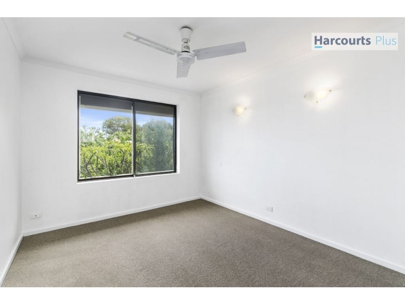 14 Grand Central Avenue, Hallett Cove SA 5158