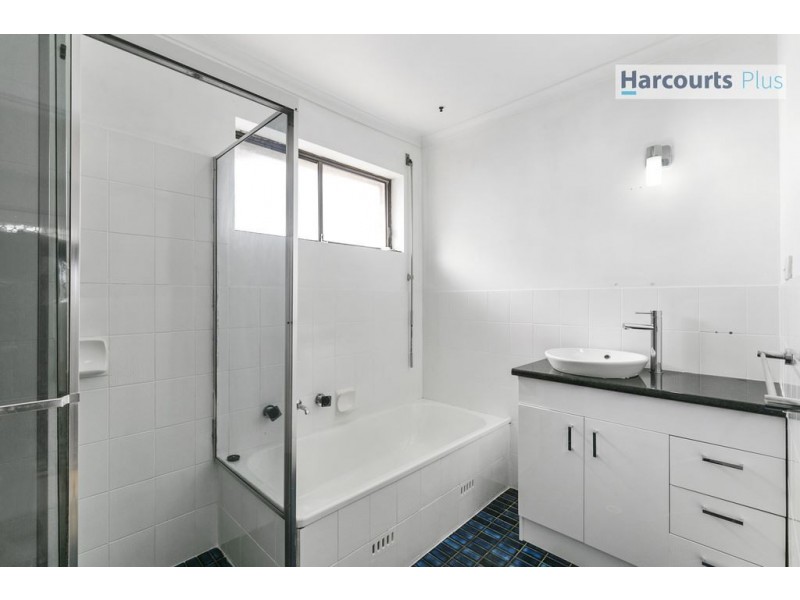 14 Grand Central Avenue, Hallett Cove SA 5158