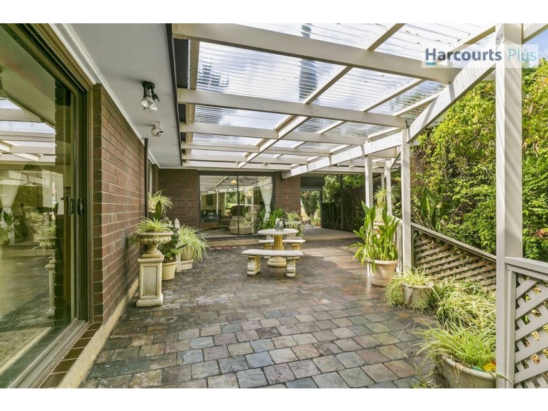5 Christopher Grove, O’halloran Hill SA 5158