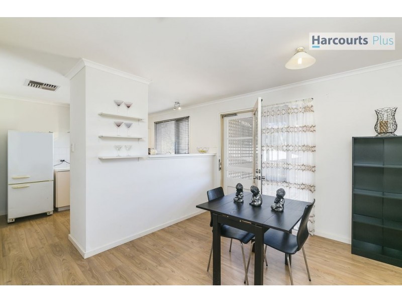 16 Narvik Crescent, Hackham West SA 5163