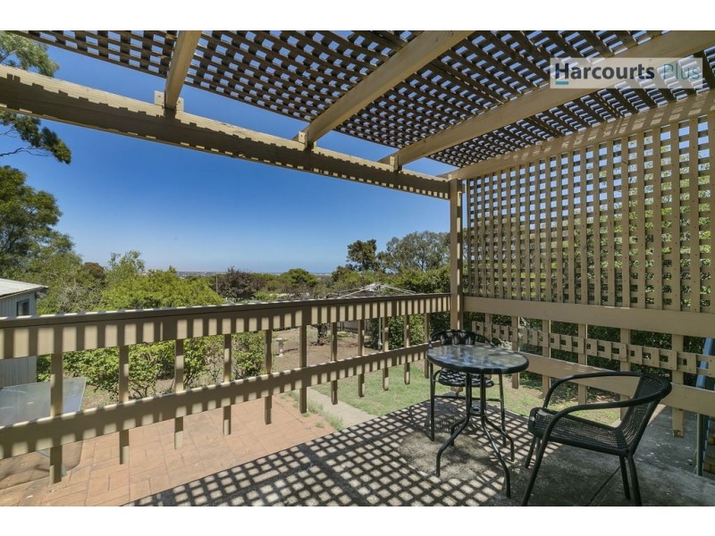 16 Narvik Crescent, Hackham West SA 5163