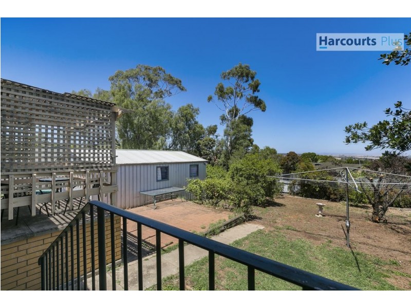 16 Narvik Crescent, Hackham West SA 5163