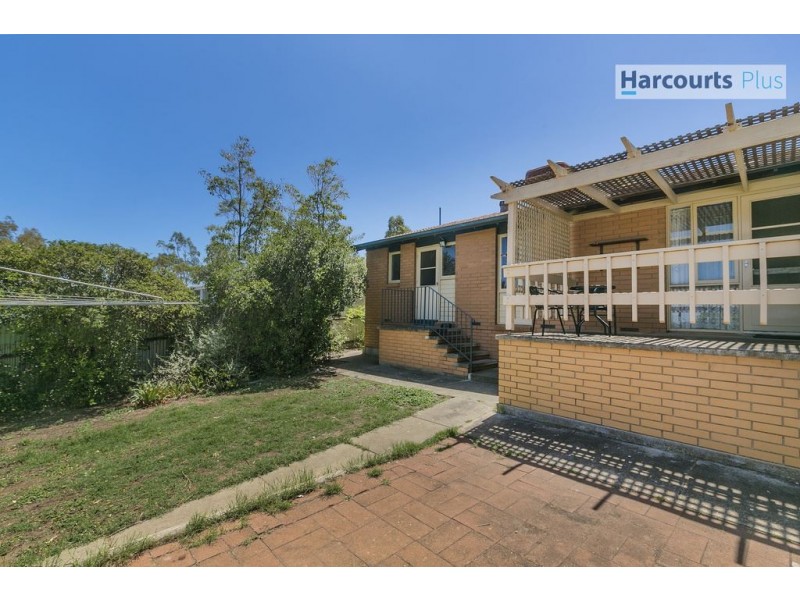 16 Narvik Crescent, Hackham West SA 5163