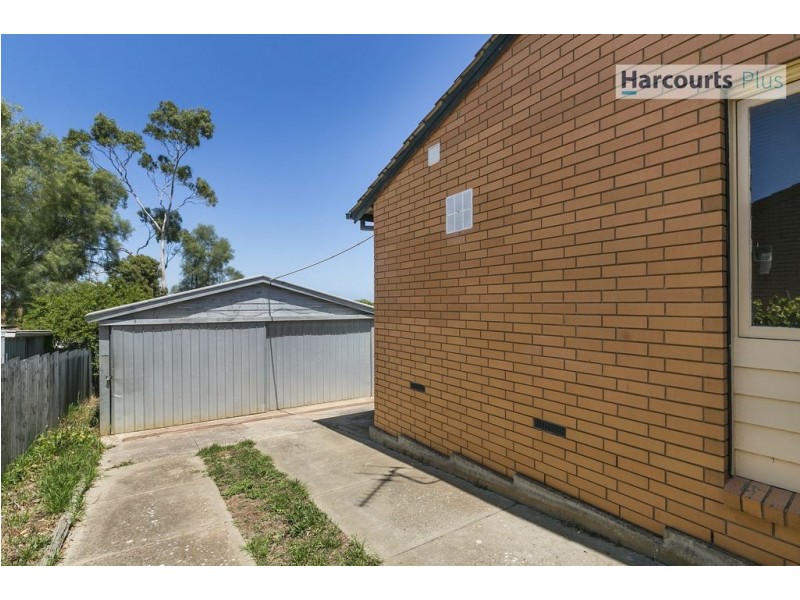 16 Narvik Crescent, Hackham West SA 5163