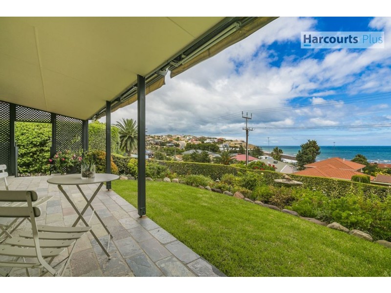 14 Marine Avenue, Hallett Cove SA 5158