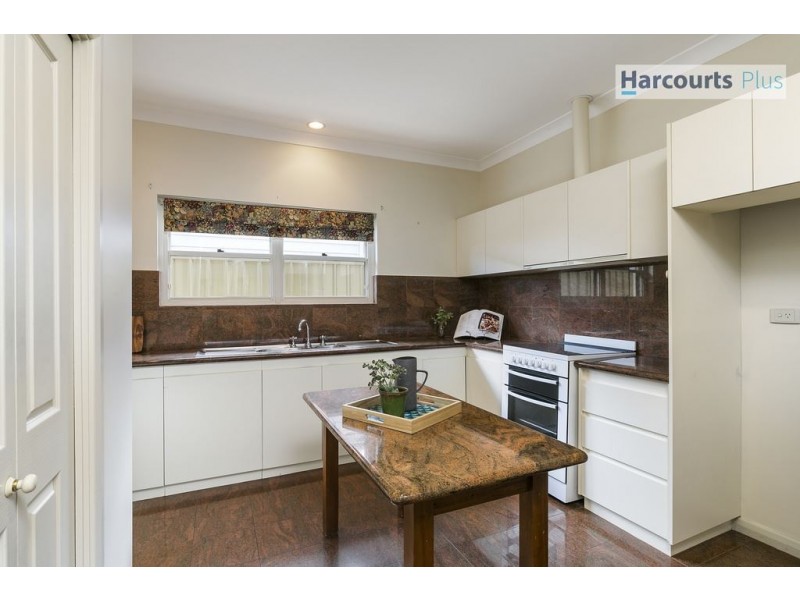 14 Marine Avenue, Hallett Cove SA 5158