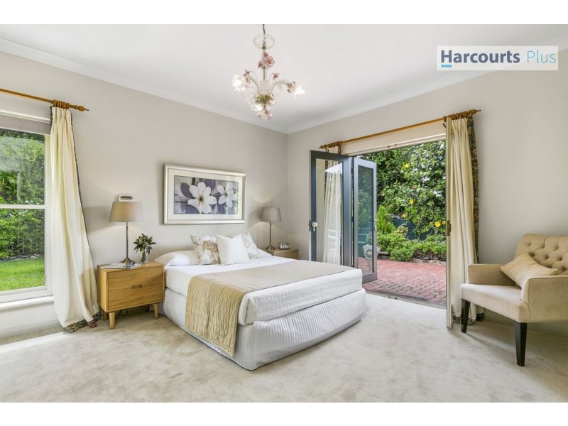 14 Marine Avenue, Hallett Cove SA 5158