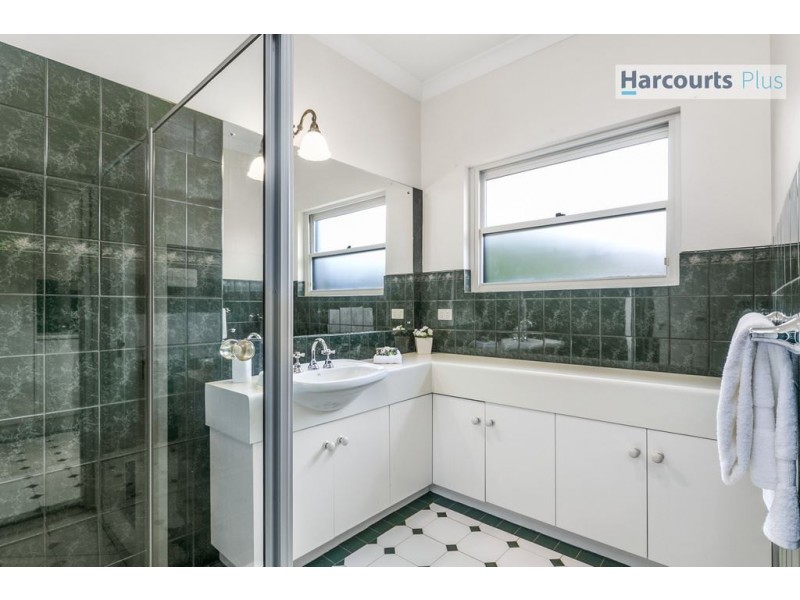 14 Marine Avenue, Hallett Cove SA 5158