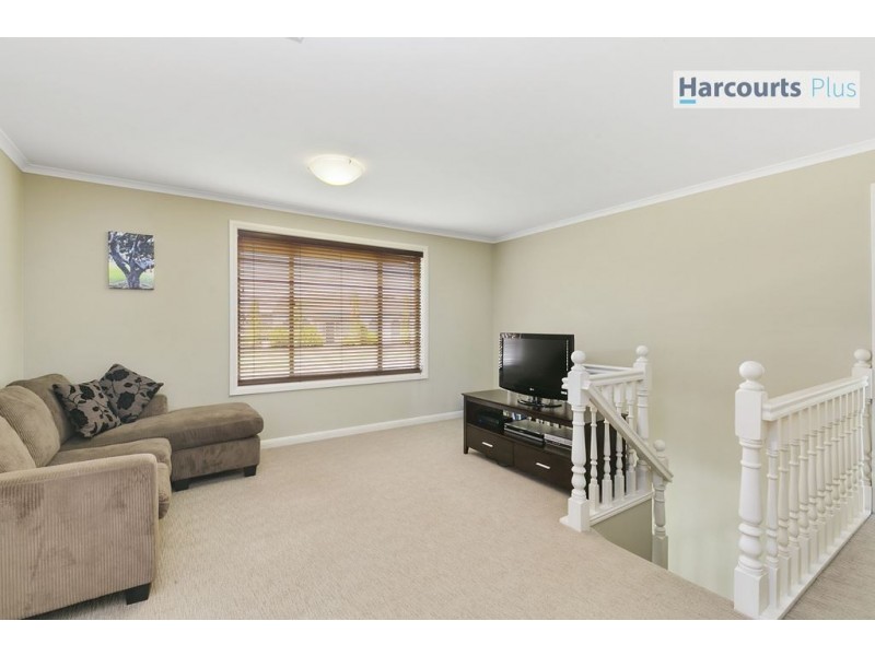 15 Kanowna Street, Hallett Cove SA 5158