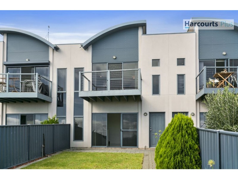 2B St Vincents Avenue, Hallett Cove SA 5158