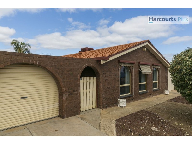 4 Resolute Crescent, Hallett Cove SA 5158