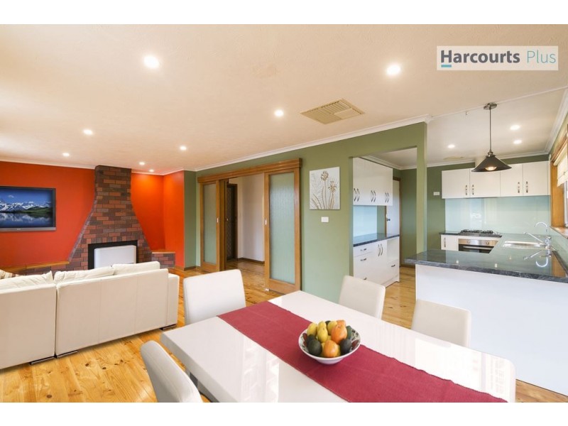 4 Resolute Crescent, Hallett Cove SA 5158