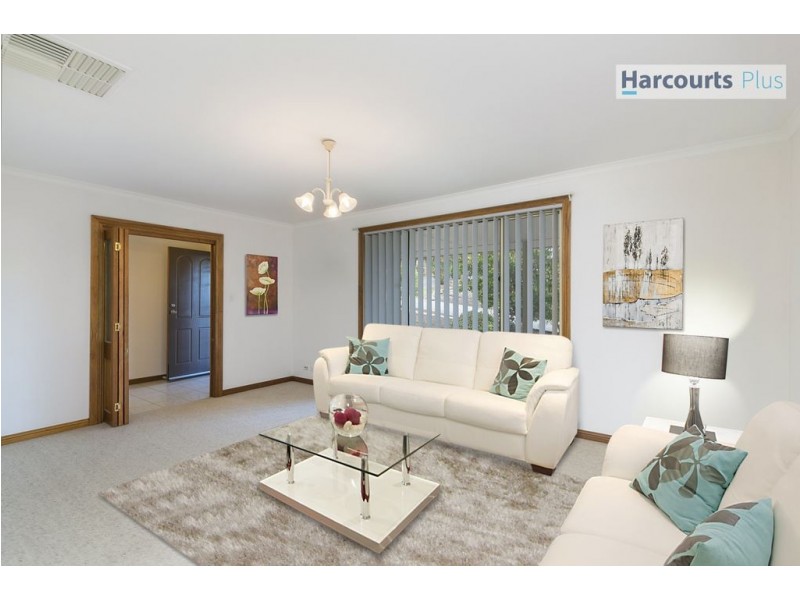19 Brett Crescent, Hallett Cove SA 5158