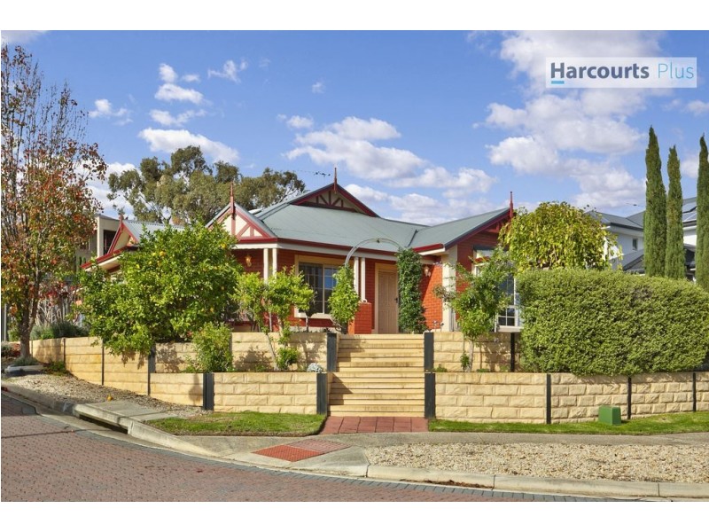 16 Evergreen Parade, Flagstaff Hill SA 5159