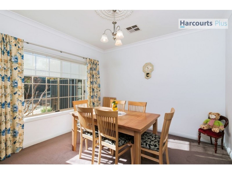 16 Evergreen Parade, Flagstaff Hill SA 5159