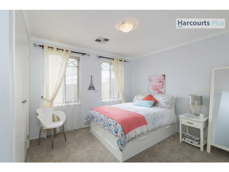 21 Ingleton Drive, Hallett Cove SA 5158