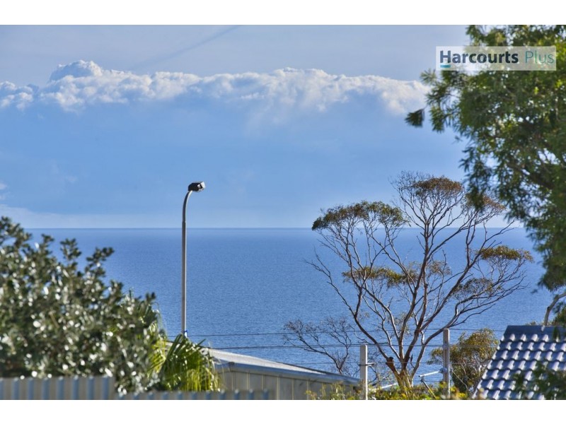 6 Minnipa Drive, Hallett Cove SA 5158