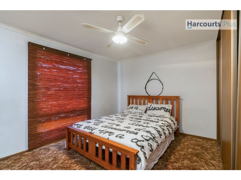 6 Minnipa Drive, Hallett Cove SA 5158