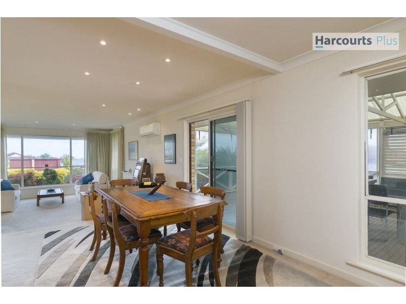6 Thermopylae Crescent, Hallett Cove SA 5158