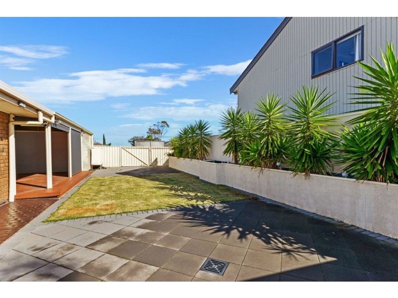 20 Eloise Avenue, Hallett Cove SA 5158