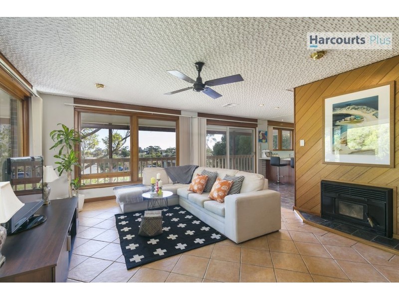 45 Columbia Crescent, Hallett Cove SA 5158