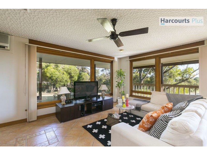 45 Columbia Crescent, Hallett Cove SA 5158