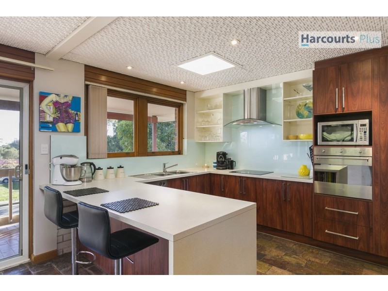 45 Columbia Crescent, Hallett Cove SA 5158